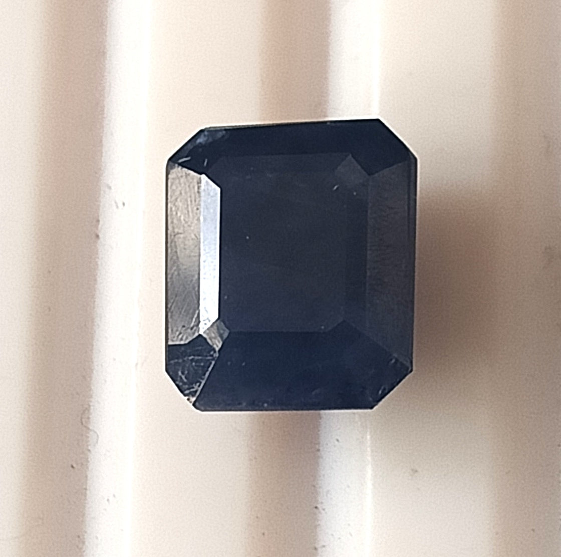 4.45 Carat 7.4X8.5X6.3 (WXLXB) Octagon Cut Natural Unheated Blue Sapphire