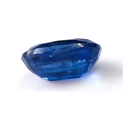 6.20 Carat 9.3X12.8X5.9 (WXLXB) Oval Shaped Natural Kyanite