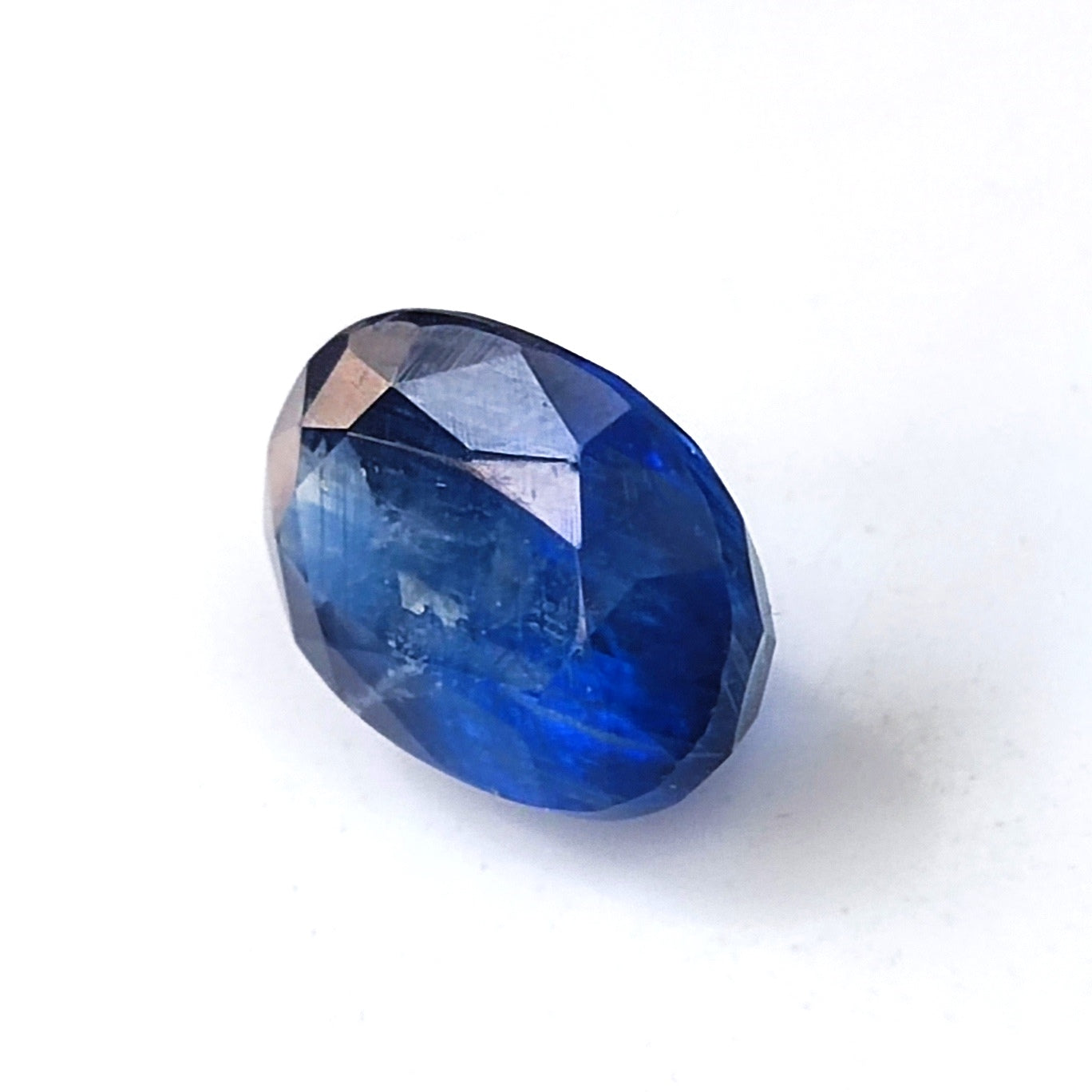 4.0 Carat 8X11X5 (WXLXB) Oval Shaped Natural Kyanite