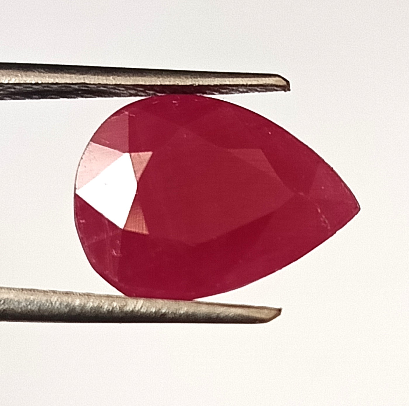 5.55 Carat 9.7X12.8X5 (WXLXD) Natural Pear Cut Mozambique Ruby