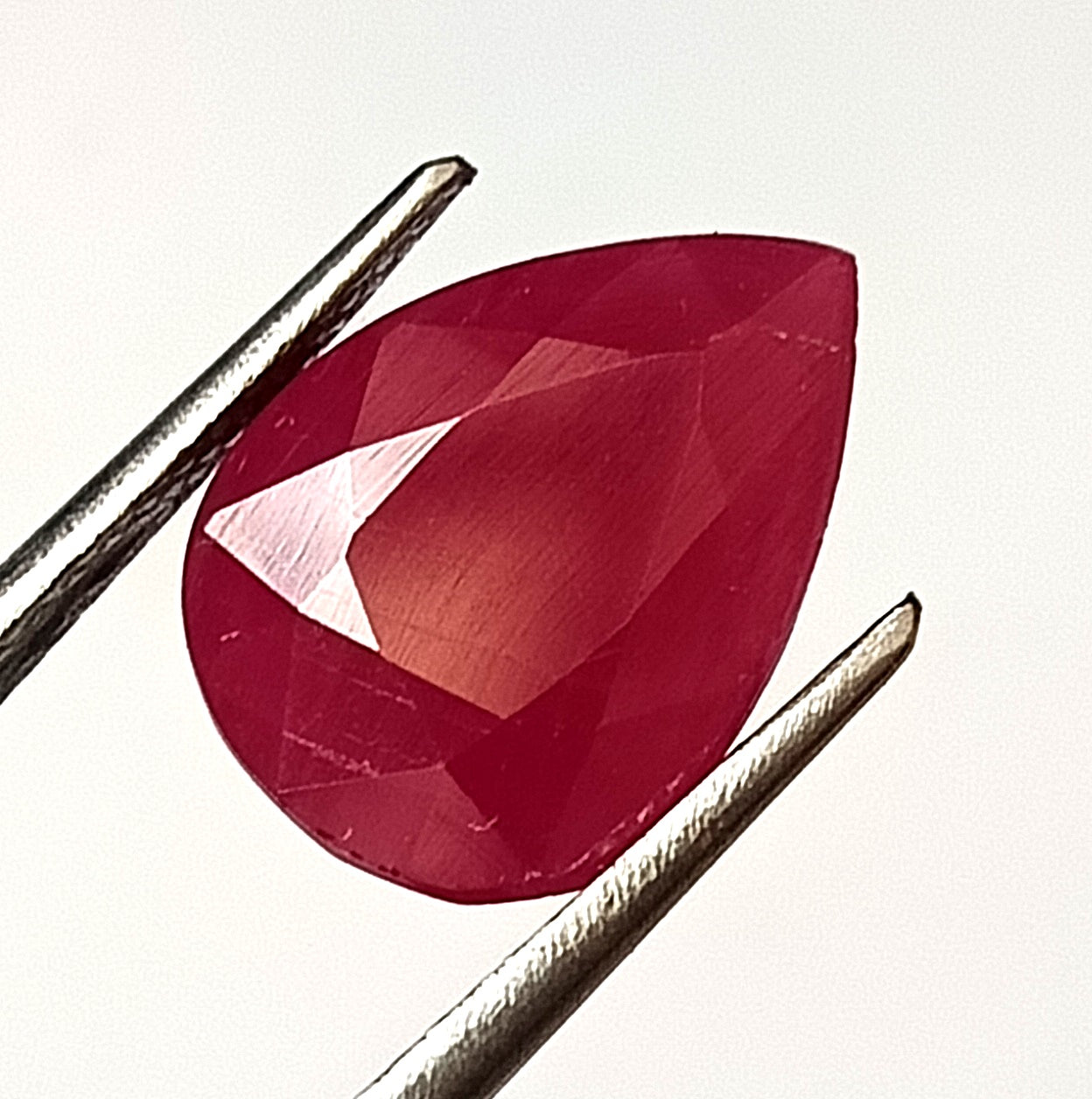 5.55 Carat 9.7X12.8X5 (WXLXD) Natural Pear Cut Mozambique Ruby