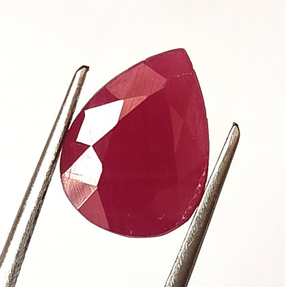 5.55 Carat 9.7X12.8X5 (WXLXD) Natural Pear Cut Mozambique Ruby