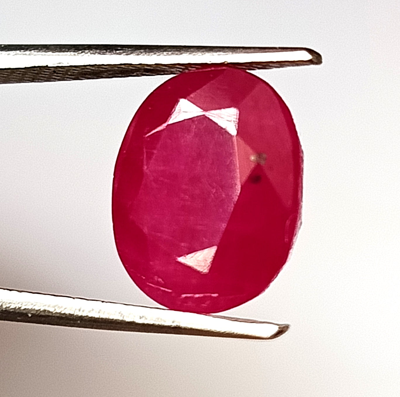 5.80 Carat 9X11X5 (WXLXD) Natural Oval Cut Mozambique Ruby