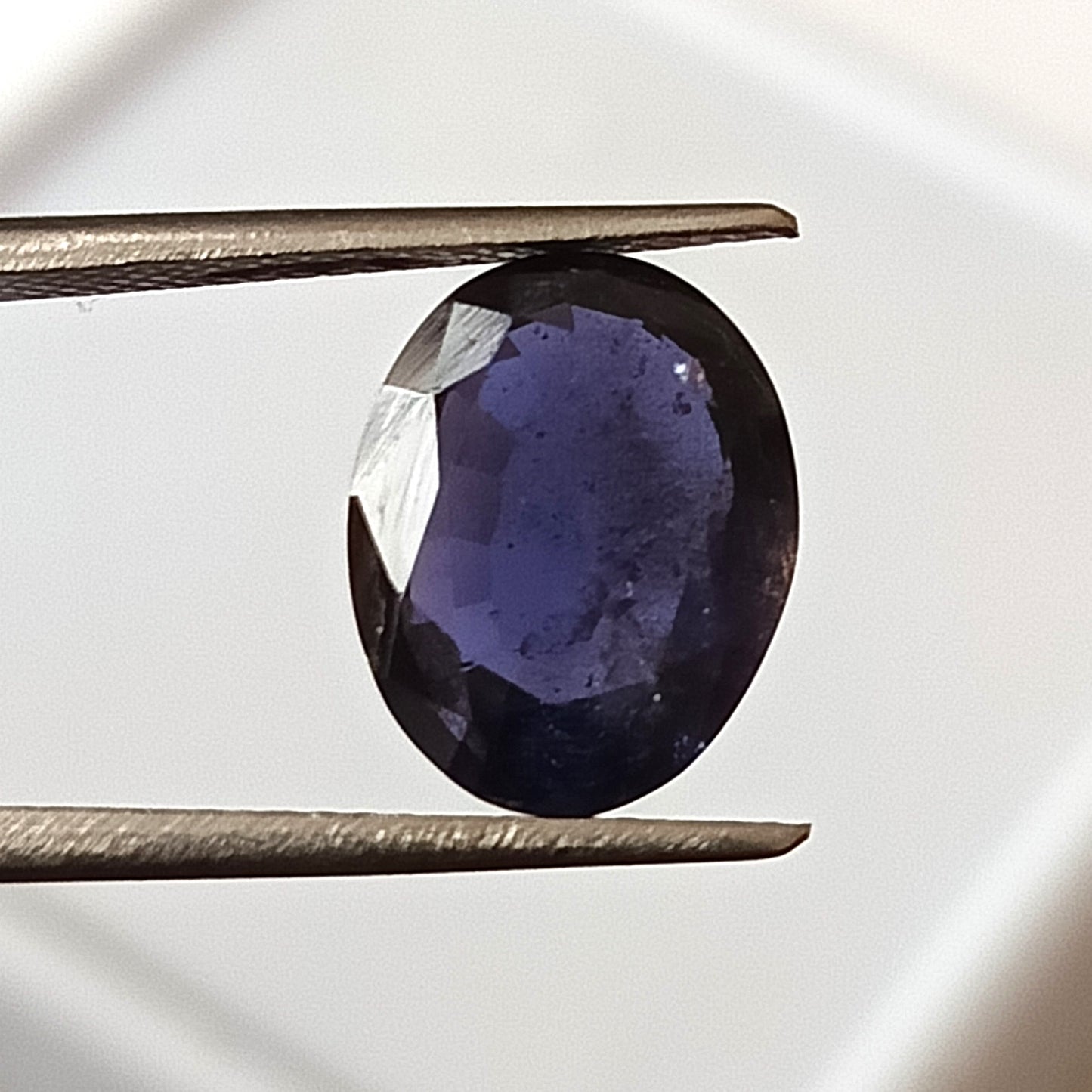 3.30 Carat 9.6X12X4.6 (WXLXD) Natural Faceted Oval Cut Iolite