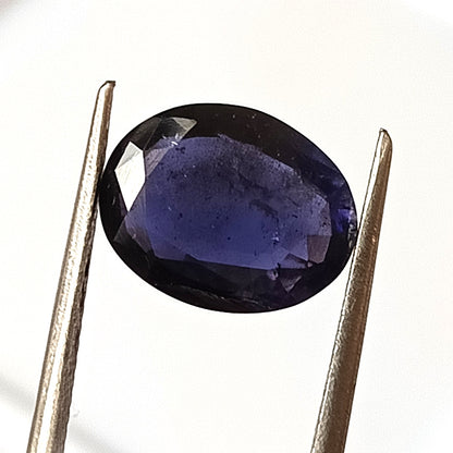 3.30 Carat 9.6X12X4.6 (WXLXD) Natural Faceted Oval Cut Iolite