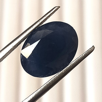 5.0 Carat 8.8x11.6x5.8 (WXLXB) Oval Cut  Natural Unheated Blue Sapphire