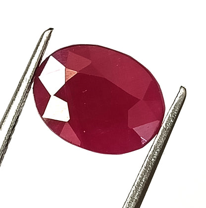4.30 Carat 8.5X11X4.2 (WXLXD) Natural Oval Cut Mozambique Ruby