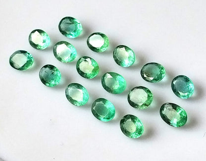 5.0 Carat 16 Pieces 4X5 MM Oval Cut Natural Faceted Zambian Emerald Lot