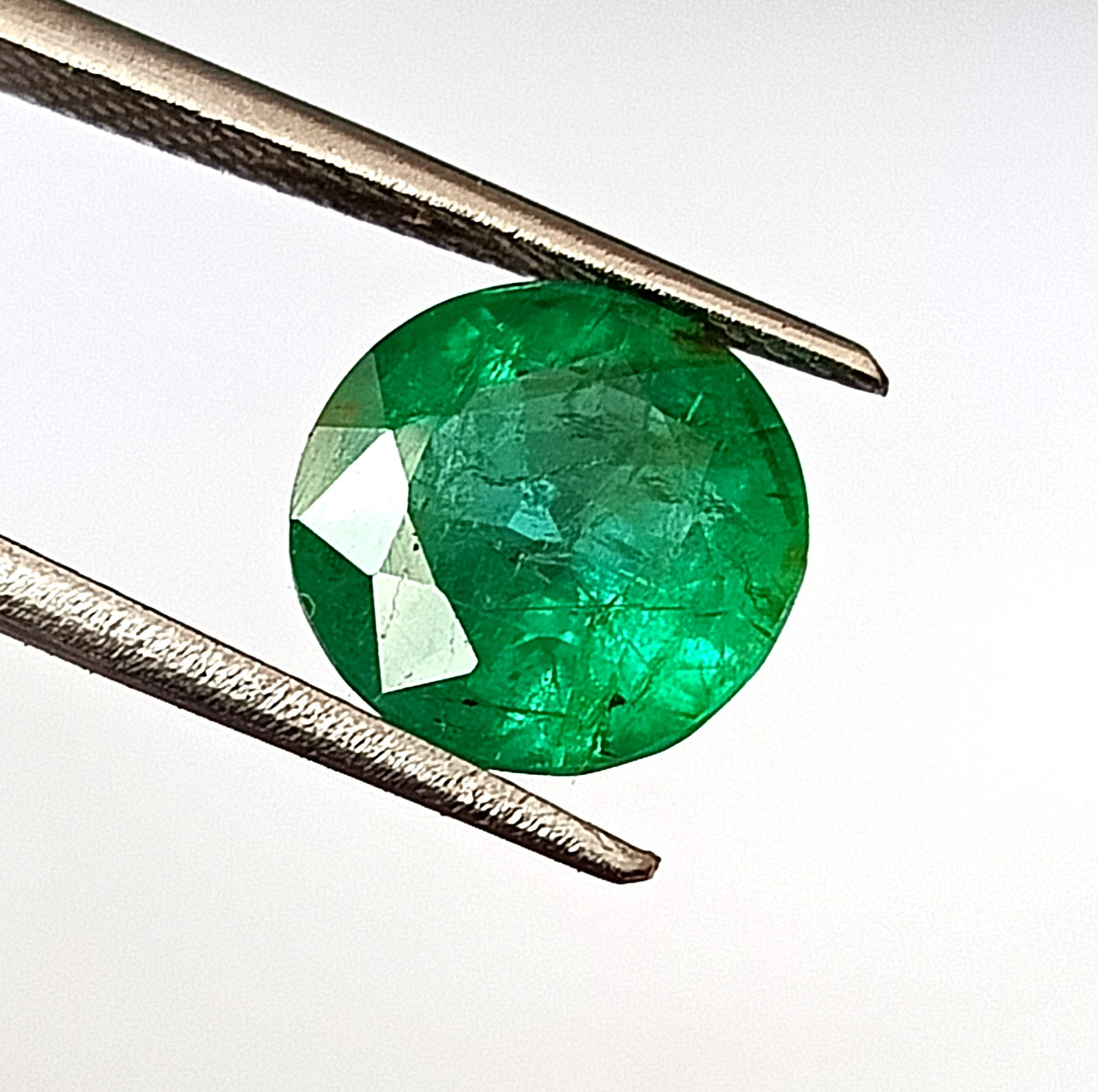 3.15 Carat 9.5X9.5X6 (WXLXD) Natural Round Cut Zambian Emerald
