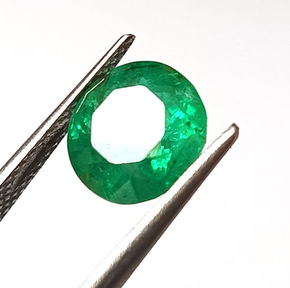 3.15 Carat 9.5X9.5X6 (WXLXD) Natural Round Cut Zambian Emerald