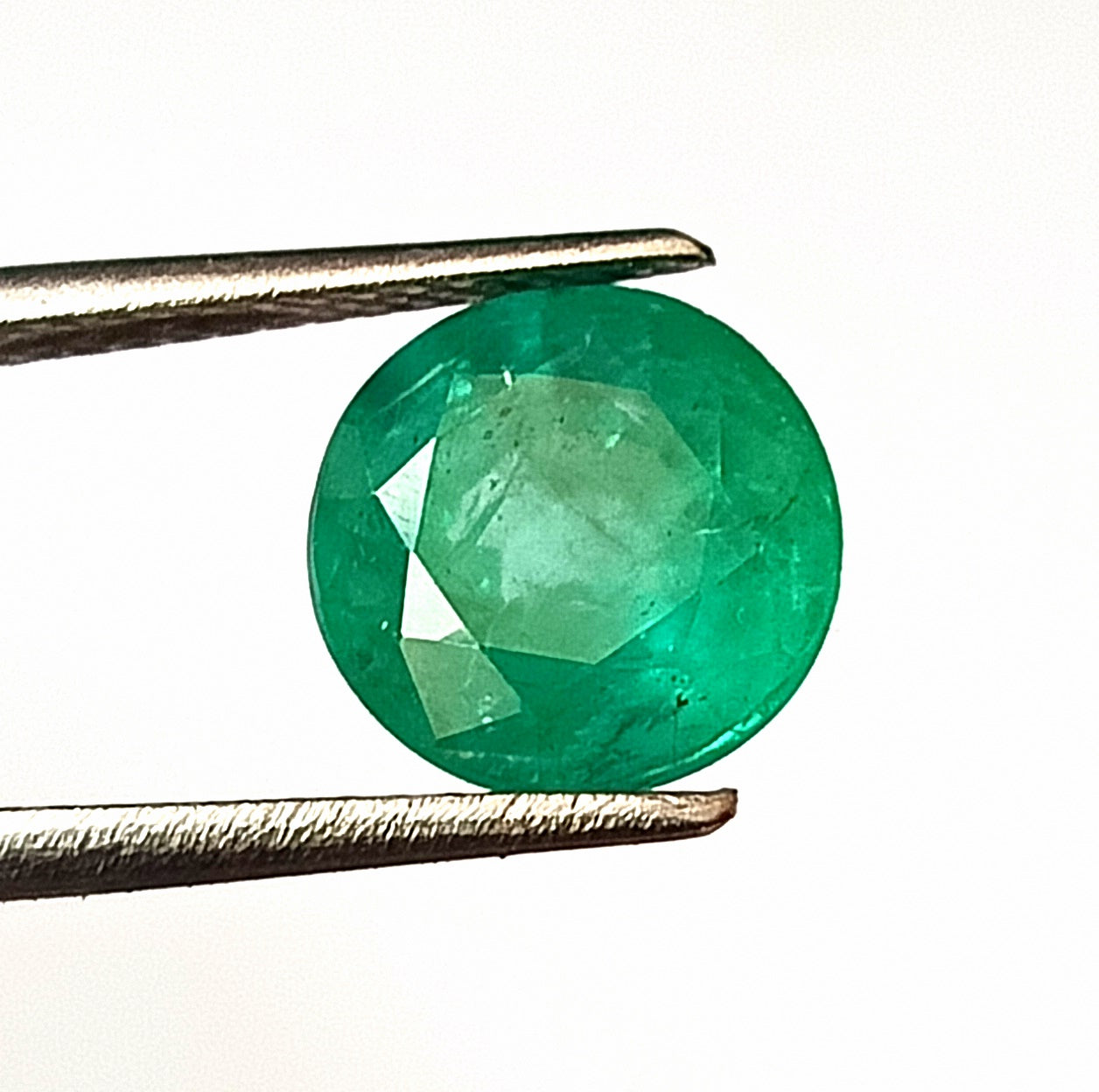 3.05 Carat 9X9X6.6 (WXLXD) Natural Round Cut Zambian Emerald