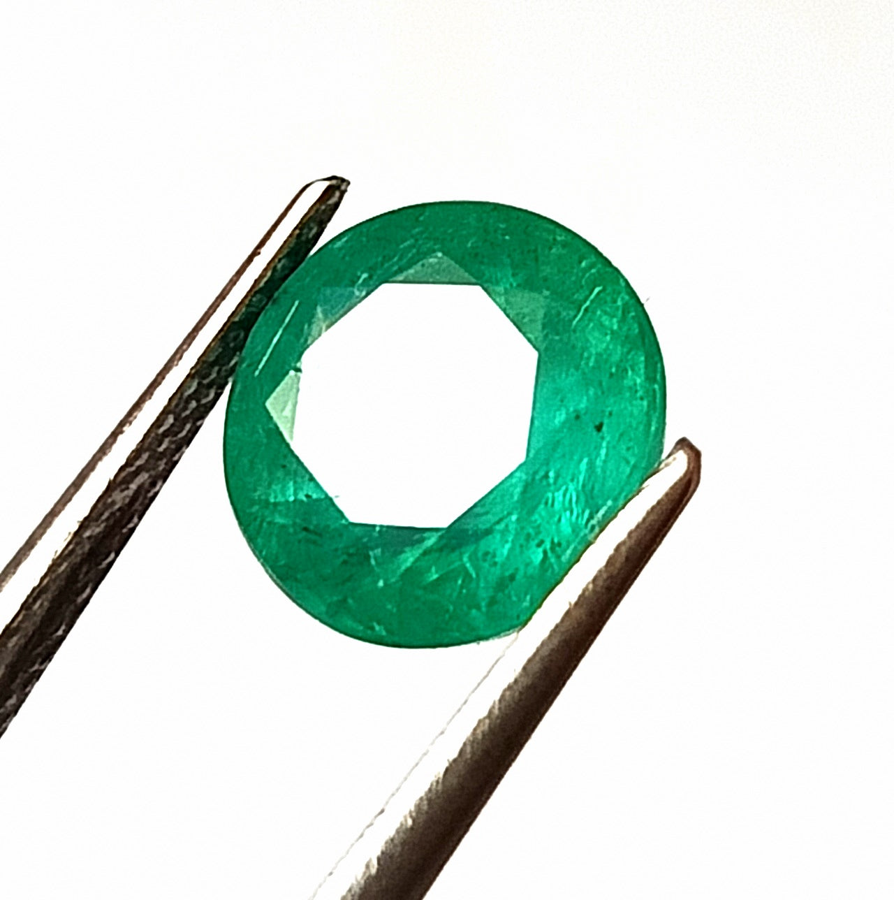 3.05 Carat 9X9X6.6 (WXLXD) Natural Round Cut Zambian Emerald