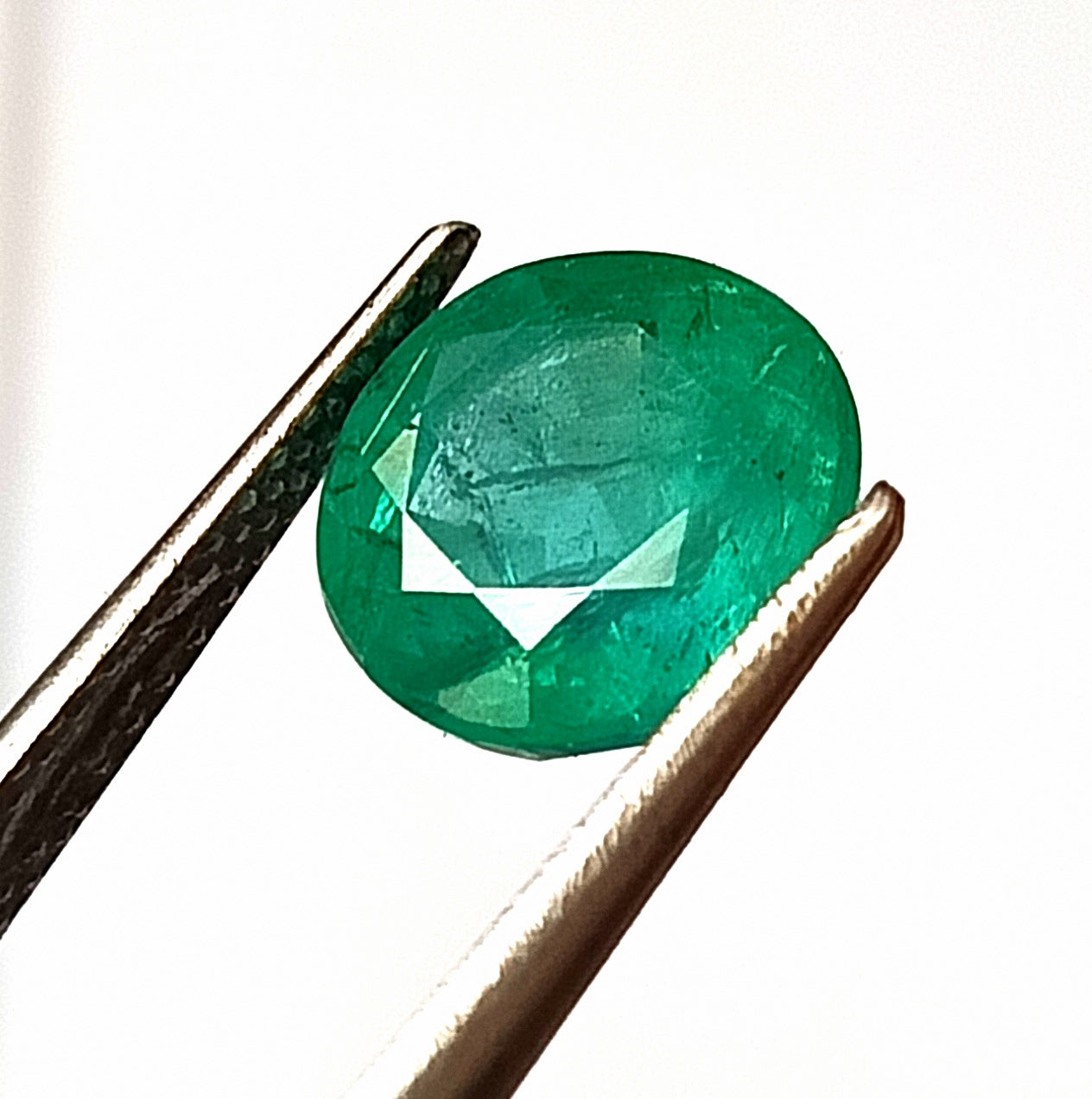 3.05 Carat 9X9X6.6 (WXLXD) Natural Round Cut Zambian Emerald