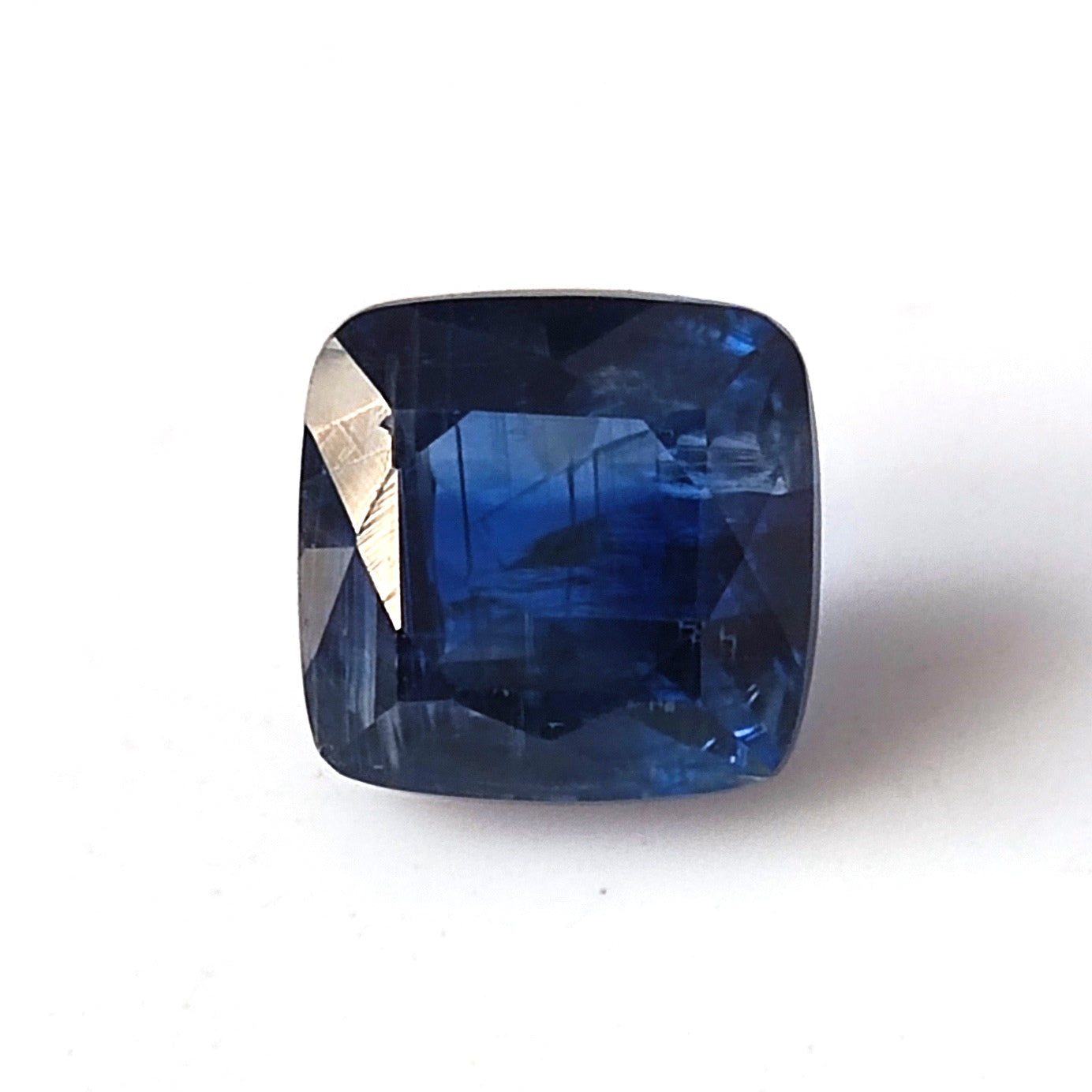 3.45 CARAT 8.2X8.4X5.5 (WXLXB) NATURAL CUSHION CUT KYNITE