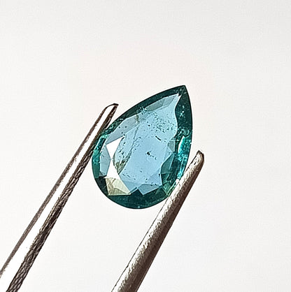 0.95 Carat 6X9X2.6 (WXLXD) Natural Pear Shaped Blueish-green Zambian Emerald
