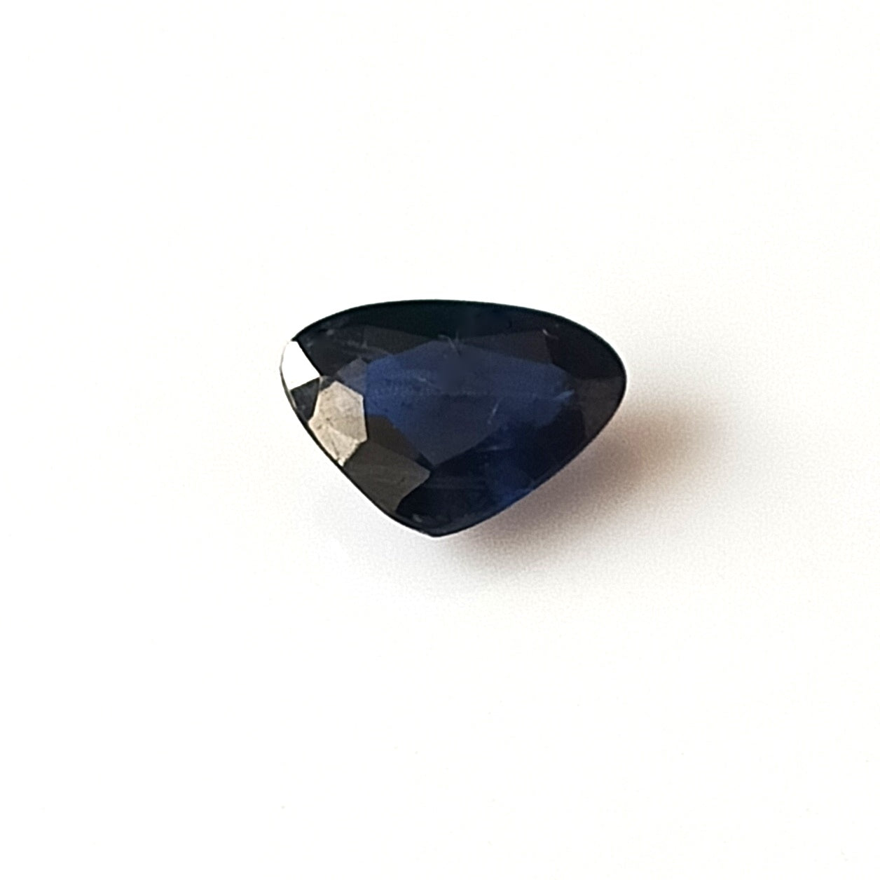 0.85 Carat 7.2X5.2X3 (WXLXD) Natural Unheated Heart Shaped Australian Blue Sapphire