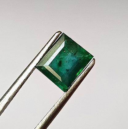 1.45 Carat 6X7X3.7 (WXLXD) Natural Baguette Cut Zambian Emerald