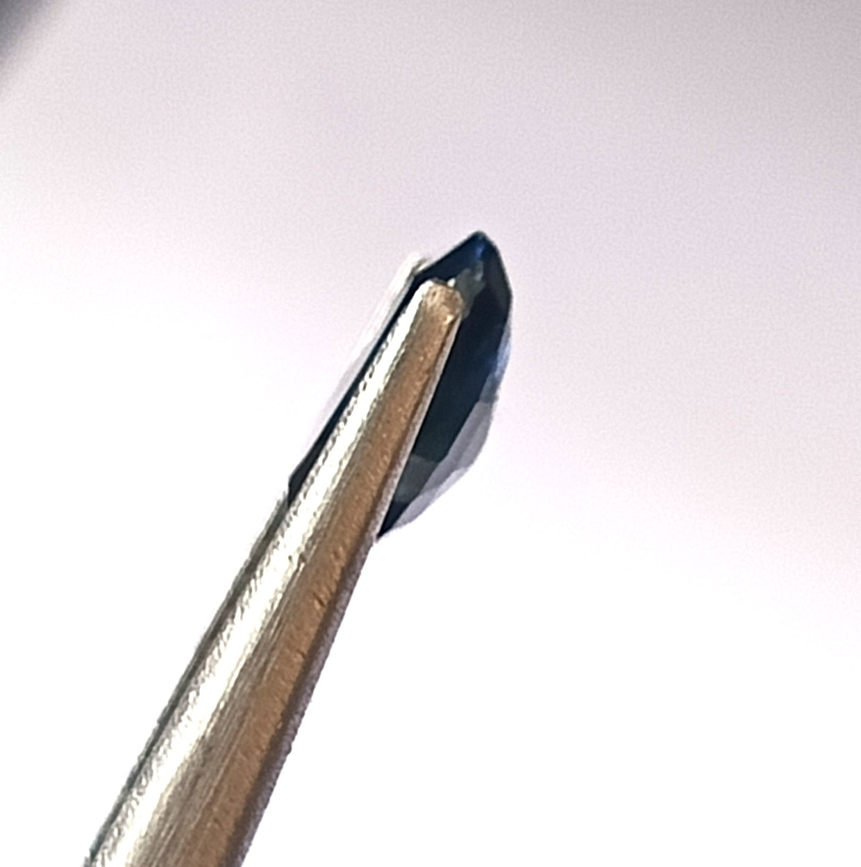 1.50 Carat 6X8X3.2 (WXLXD) Natural Unheated Oval Cut Australian Blue Sapphire