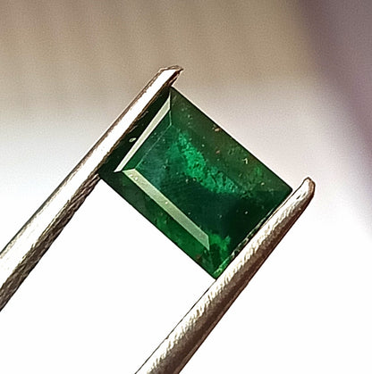 1.15 Carat 5X6.8X3.8 (WXLXD) Natural Baguette Cut Zambian Emerald