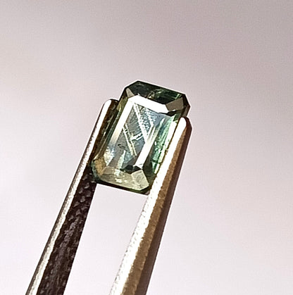 1.05 Carat 5X7X2.9 (WXLXD) Natural Unheated Emerald Shaped Australian Green Sapphire