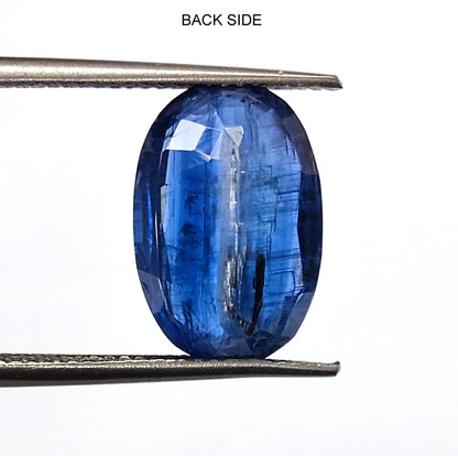 7.55 Carat 9.8X14.6X6 (WXLXB) Oval Shaped Natural Kyanite