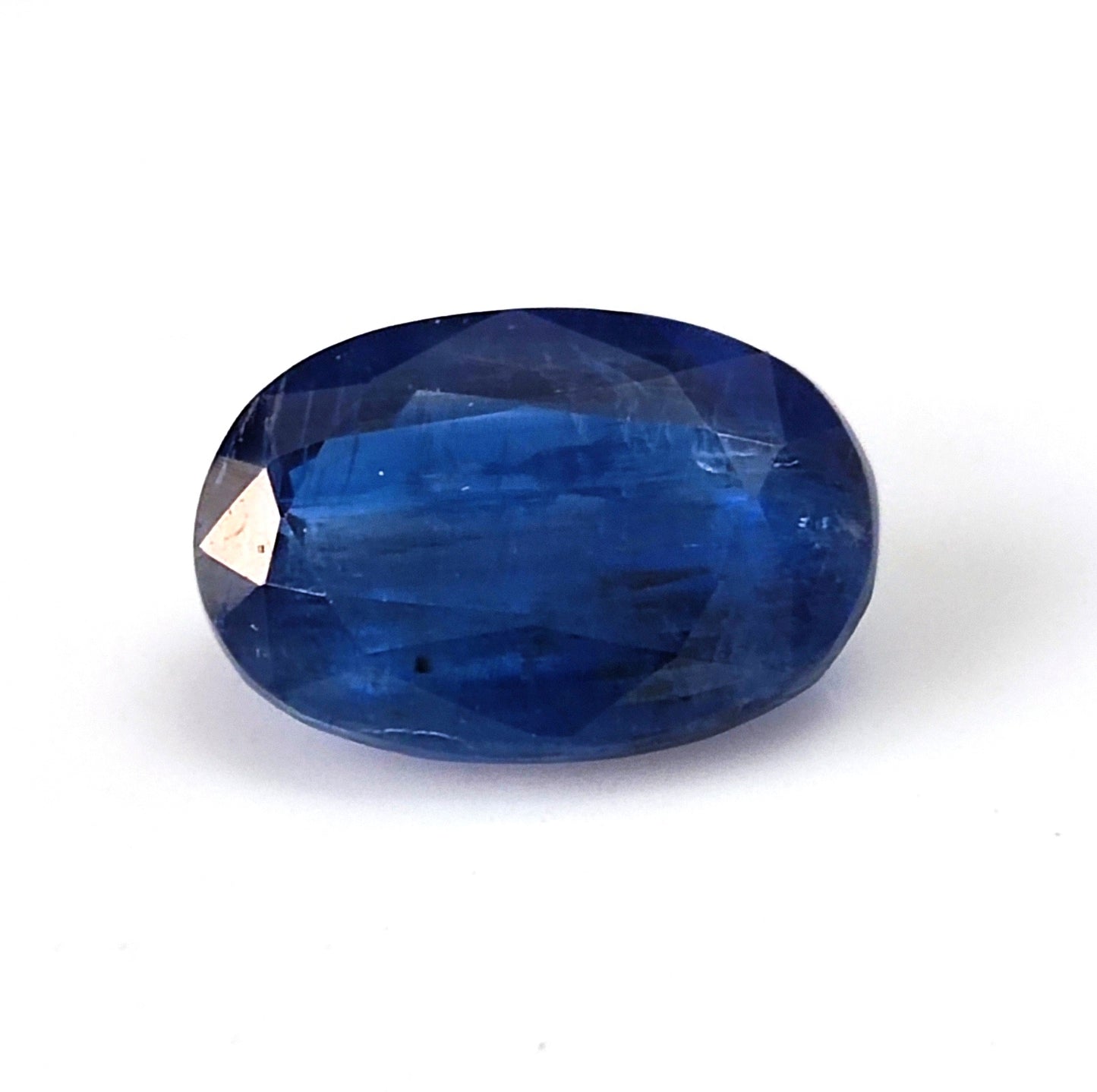 7.55 Carat 9.8X14.6X6 (WXLXB) Oval Shaped Natural Kyanite