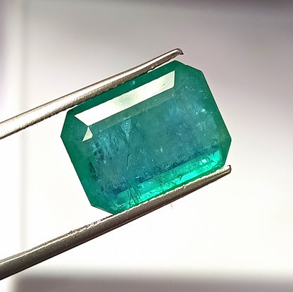 12.80 Carat 11.4X15.3X8.5 (WXLXD) Natural Zambian Emerald Cut Emerald