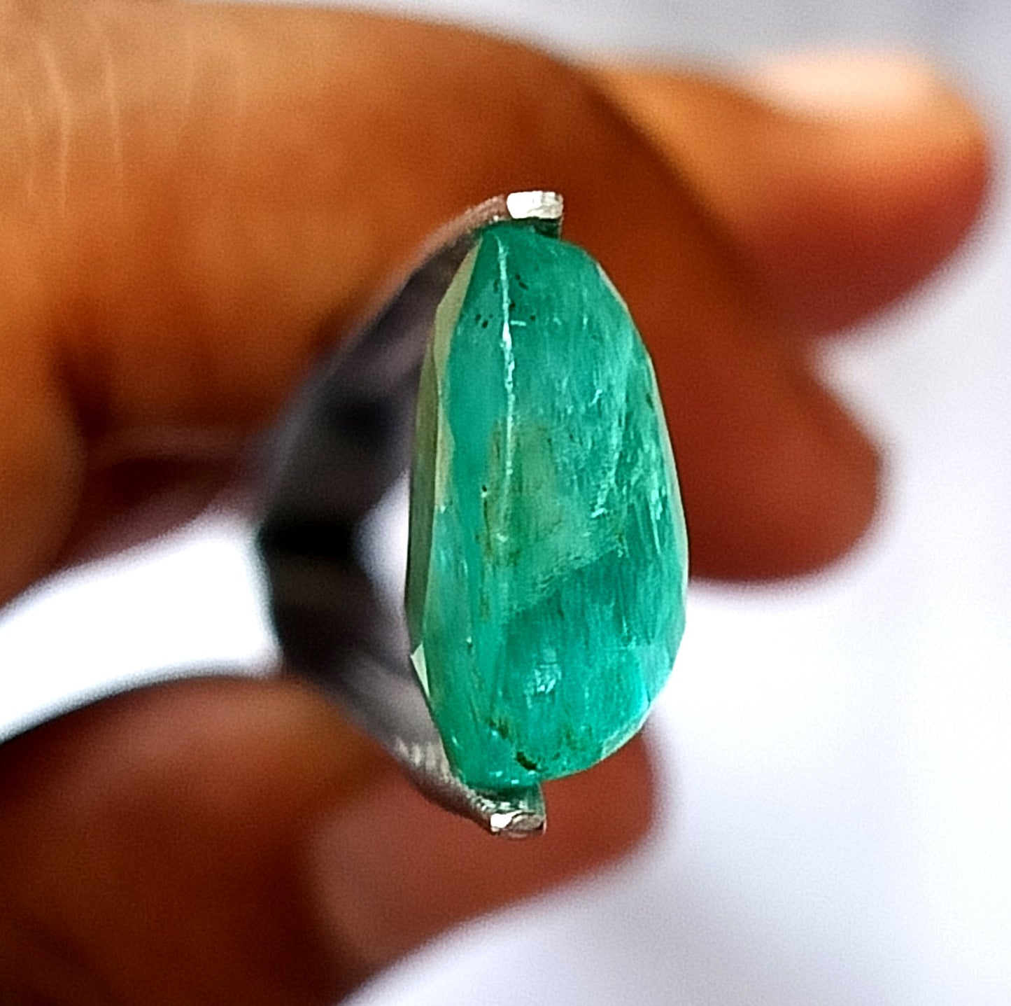 9.05 Carat 12X15X7.2 (WXLXD) Natural Zambian Oval Shaped Emerald
