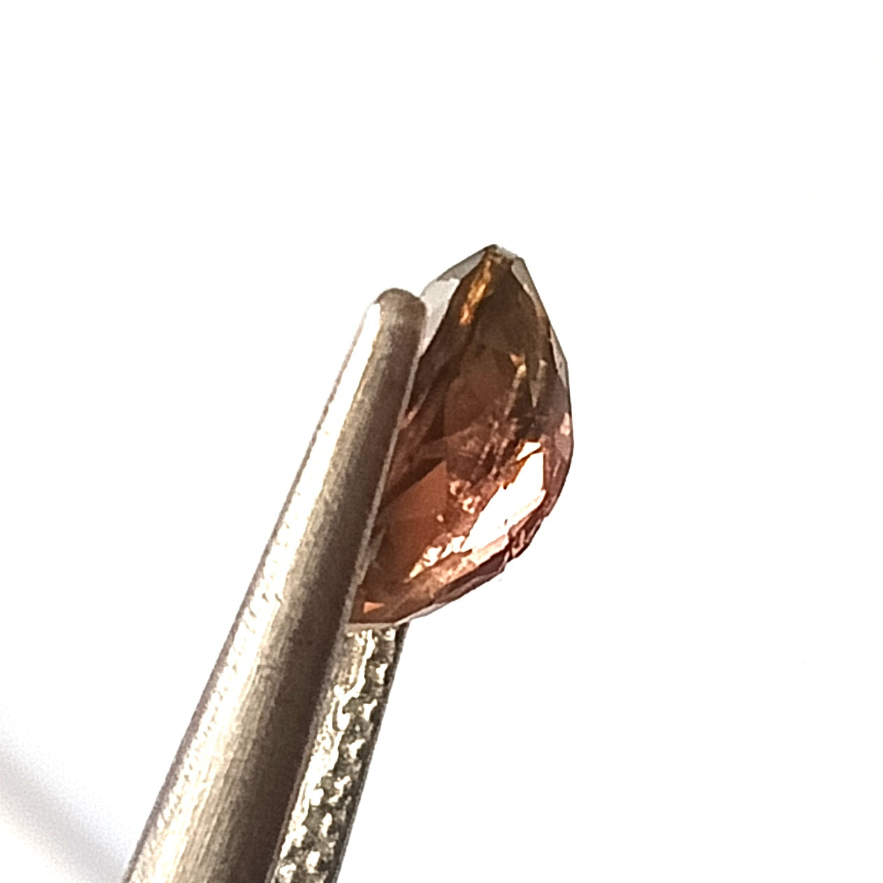 1.60 Carat 6.4X8.8X4.3 (WXLXD) Natural Oval Cut Bi-colour tourmaline