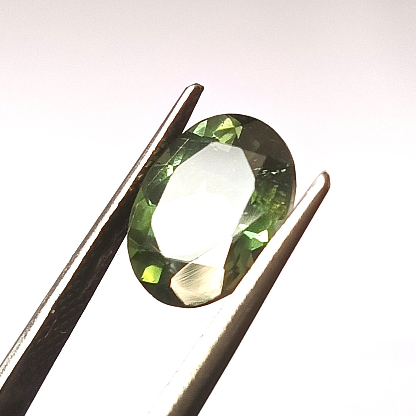 3.30 Carat 9X11X5.5 (WXLXD) Natural Oval Cut Green tourmaline
