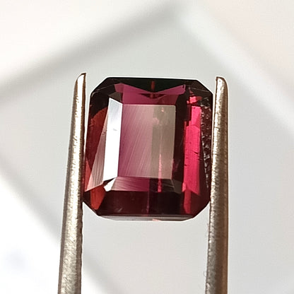 3.10 Carat 8.4X9.6X4.6 (WXLXD) Natural Octagon Cut Pink tourmaline