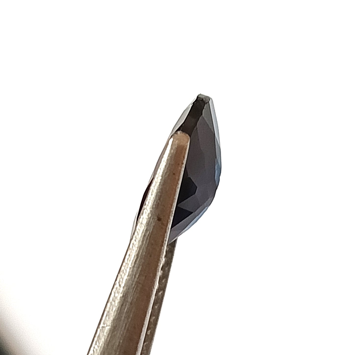 2.35 Carat 8.5X11X3.9 (WXLXD) Natural Oval Cut Indicolite tourmaline