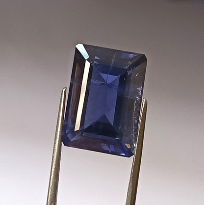 13.85 CARAT 12X17X8.8 (WXLXD) NATURAL EMERALD CUT IOLITE