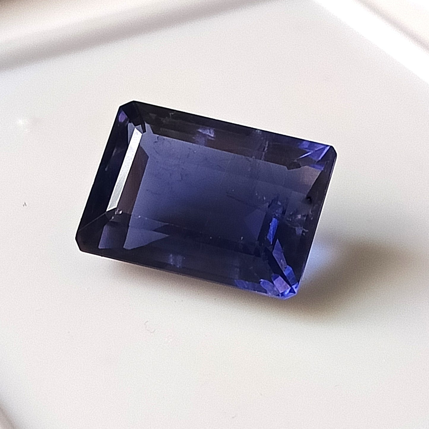 13.85 CARAT 12X17X8.8 (WXLXD) NATURAL EMERALD CUT IOLITE