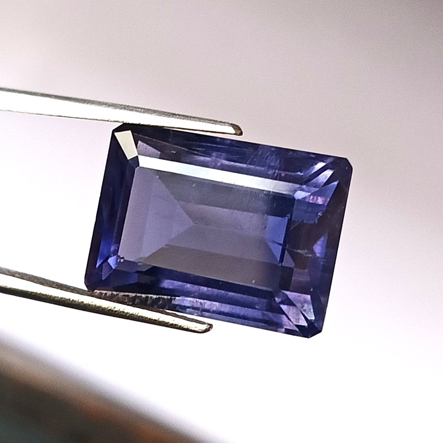 13.85 CARAT 12X17X8.8 (WXLXD) NATURAL EMERALD CUT IOLITE