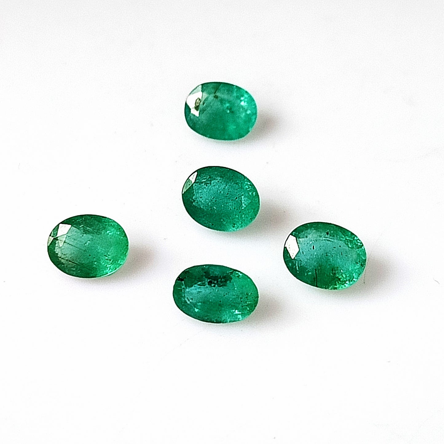 1.75 Carat 5 Pieces 4X5 MM Oval Cut Natural Faceted Zambian Emerald Lot
