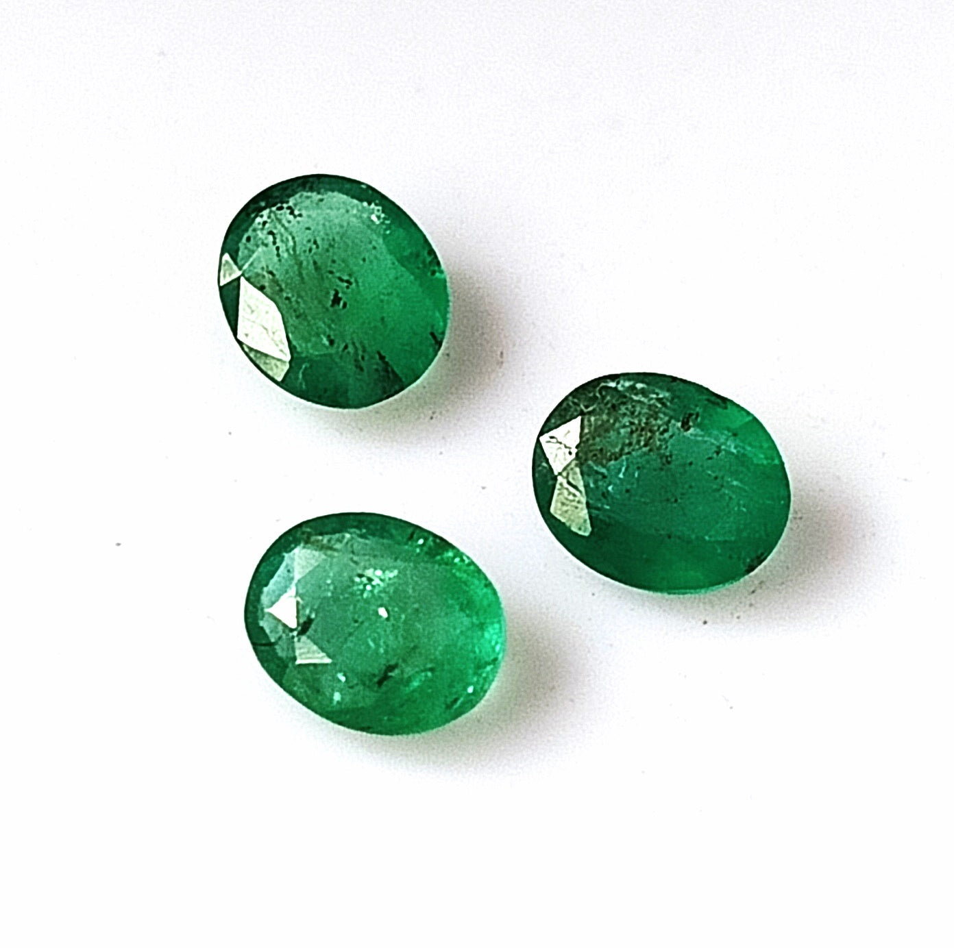1.40 Carat 3 Pieces 5X6 MM Oval Cut Natural Faceted Zambian Emerald Lot