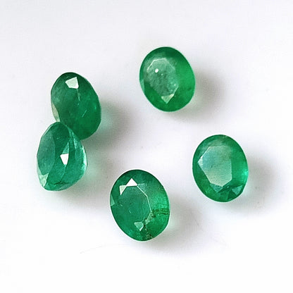 2.80 Carat 5 Pieces 5X6 MM Oval Cut Natural Faceted Zambian Emerald Lot