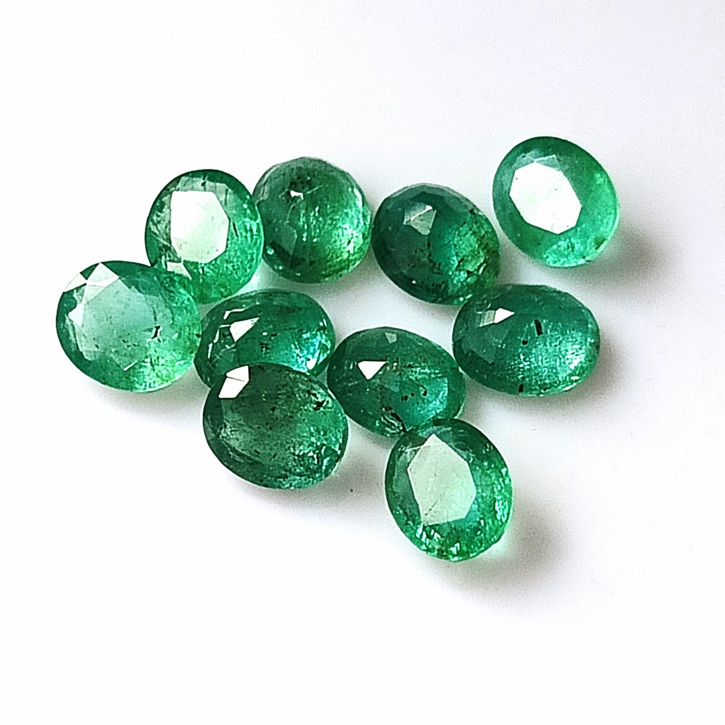 5.60 Carat 10 Pieces 5X6 MM Oval Cut Natural Faceted Zambian Emerald Lot
