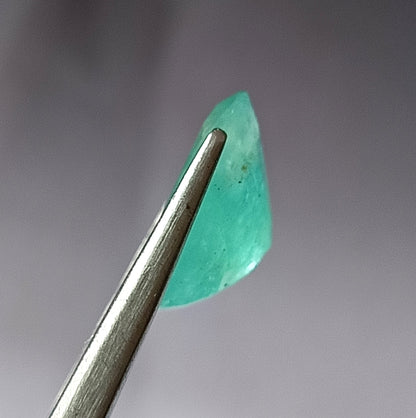 7.80 Carat 11.8X15.2X7.2 (WXLXD) Natural Zambian Oval Cut Emerald