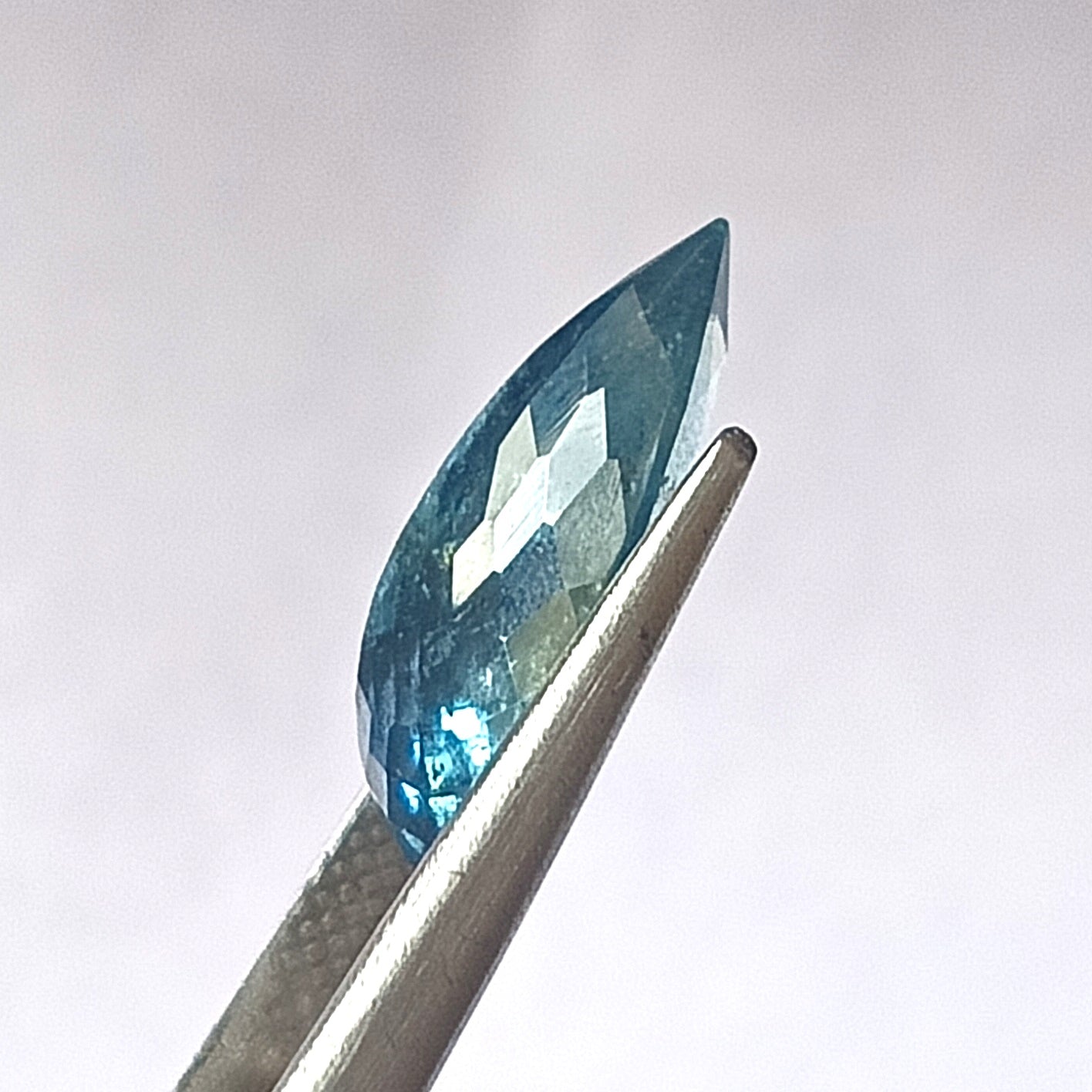 5.75 Carat 10.4X17.4X6 (WXLXD) Natural Pear Shaped Santa Maria Aquamarine