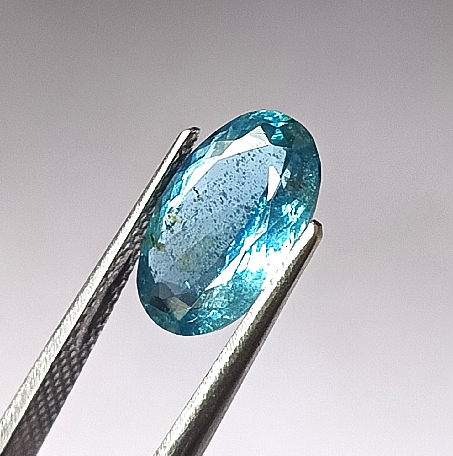 2.50 Carat 7.7X11.8X4.5 (WXLXD) Natural Oval Cut Santa Maria Aquamarine