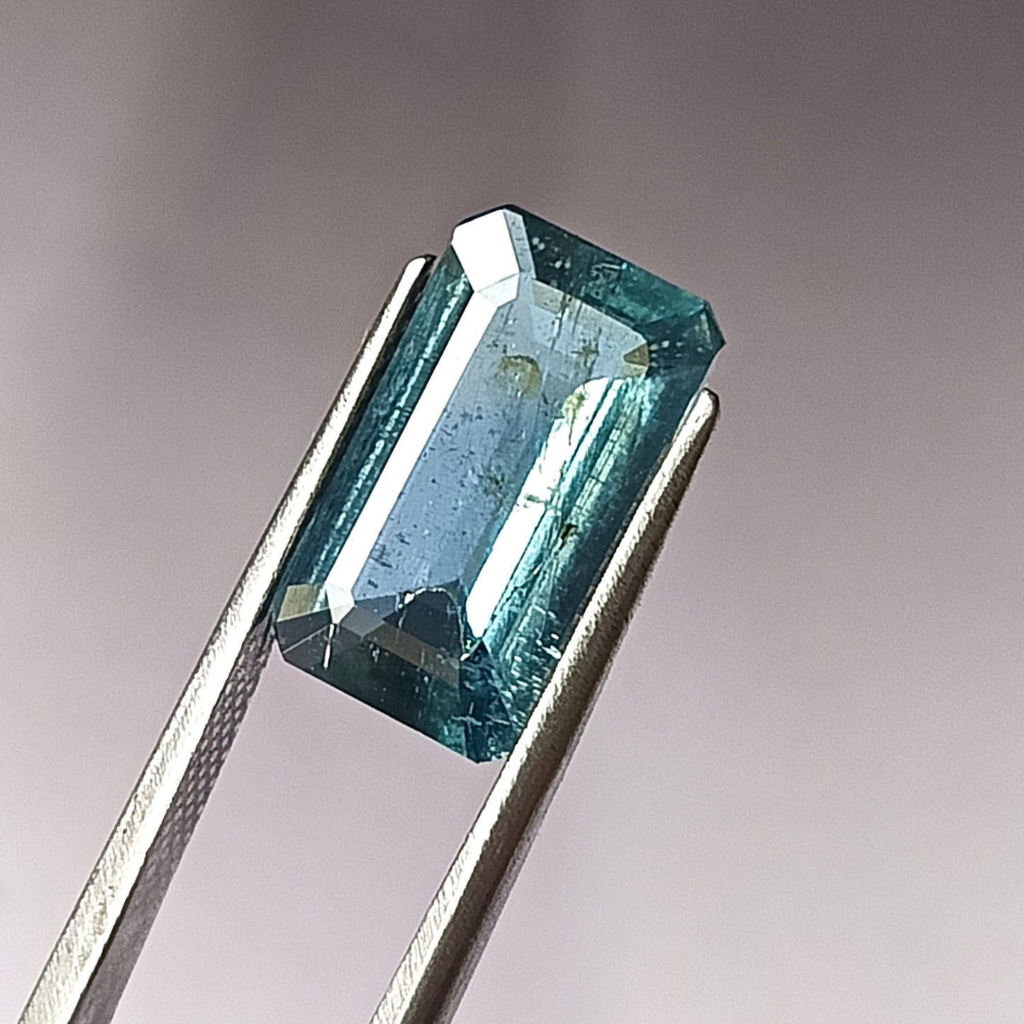 3.90 Carat 8X14X4.5 (WXLXD) Natural Emerald Shaped Santa Maria Aquamarine