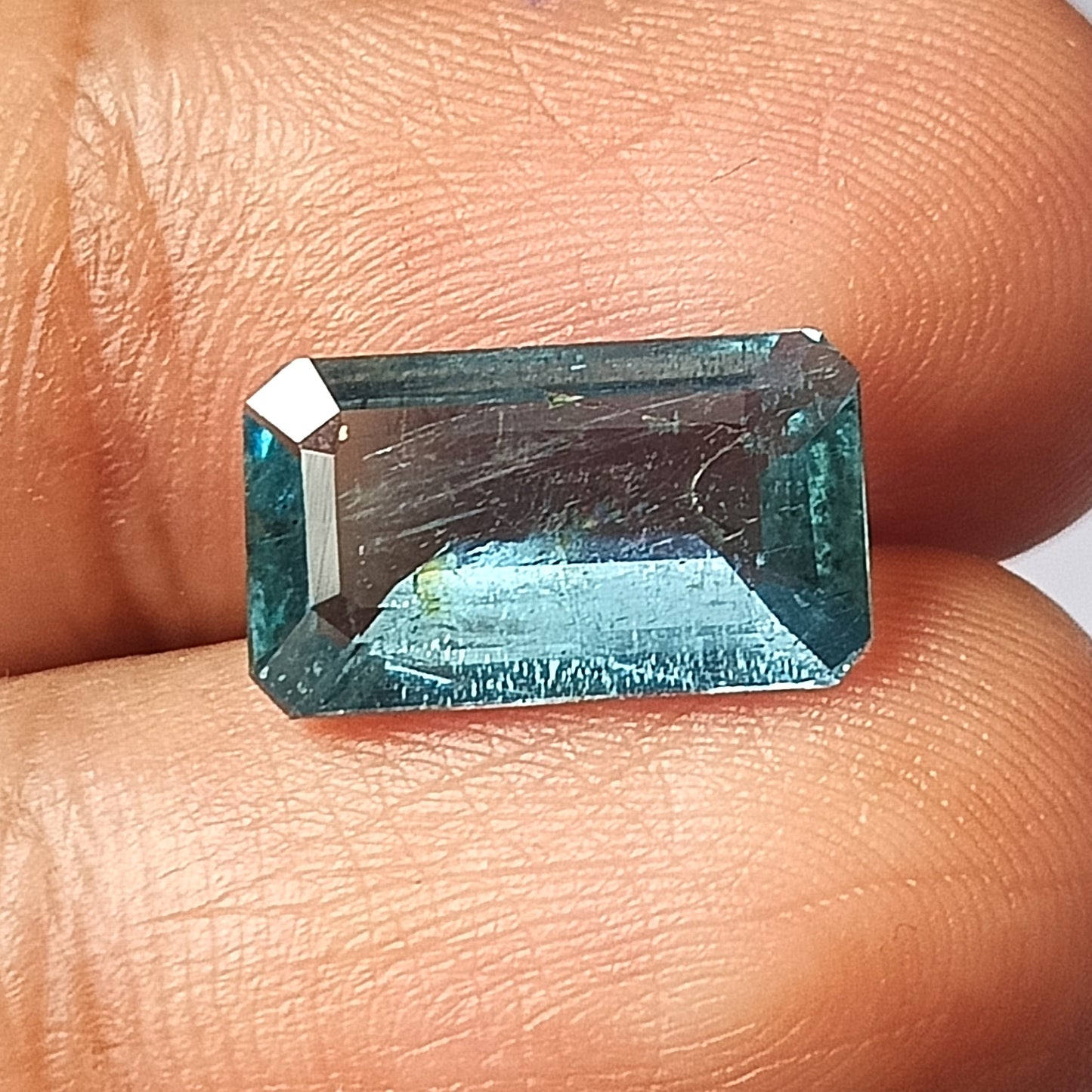 3.90 Carat 8X14X4.5 (WXLXD) Natural Emerald Shaped Santa Maria Aquamarine
