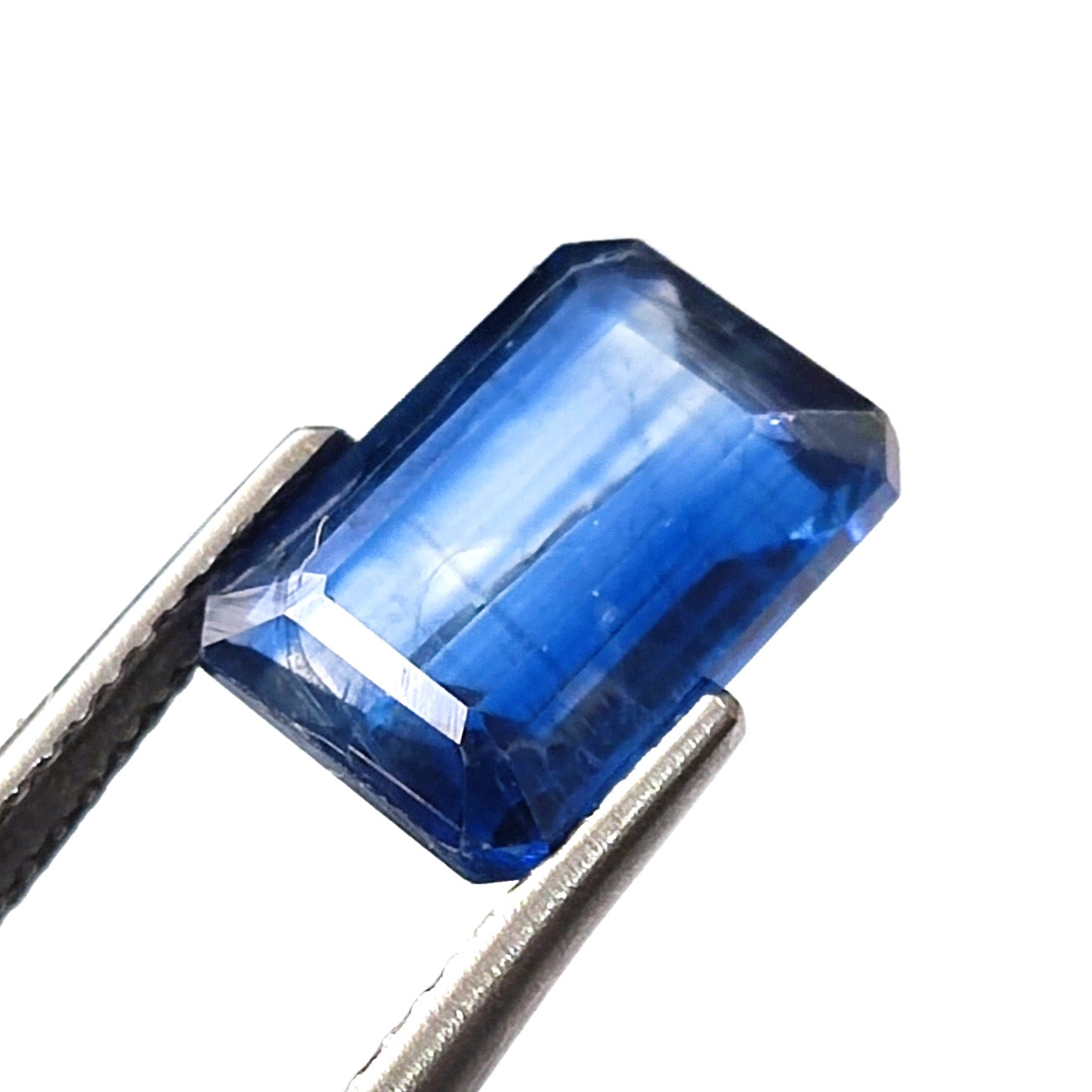 3.85 CARAT 7.8X10.4X4.5 (WXLXD) NATURAL EMERALD CUT  KYNITE  GEMSTONE