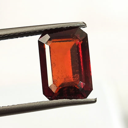 4.65 CARAT 7.5X10.8X4.9 (WXLXB) Emerald  cut Natural Hessonite Garnet