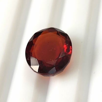 4.75 CARAT 9X11X4.4 (WXLXB) NATURAL OVAL CUT HESSONITE GARNET