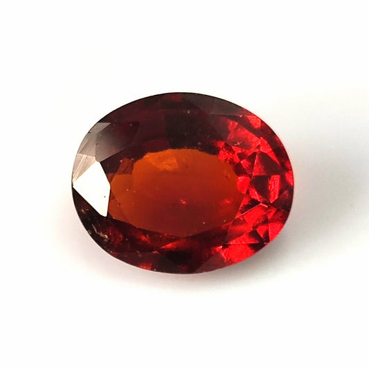 3.25 CARAT 8.6x10.6x4.2 (WxLxB) NATURAL OVAL CUT HESSONITE GARNET