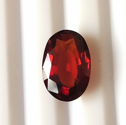 3.80 CARAT 8X12X4.3 (WXLXB) NATURAL OVAL CUT HESSONITE GARNET