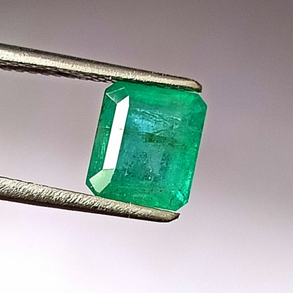 2.10 Carat 6.5X7.5X5 (WXLXD) Natural Zambian Cushion Cut Emerald